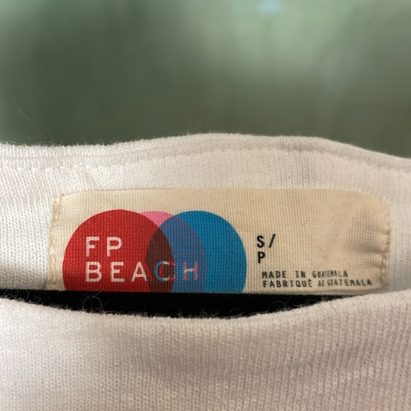 FP BEACH Cover Up! - Picture 7 of 7